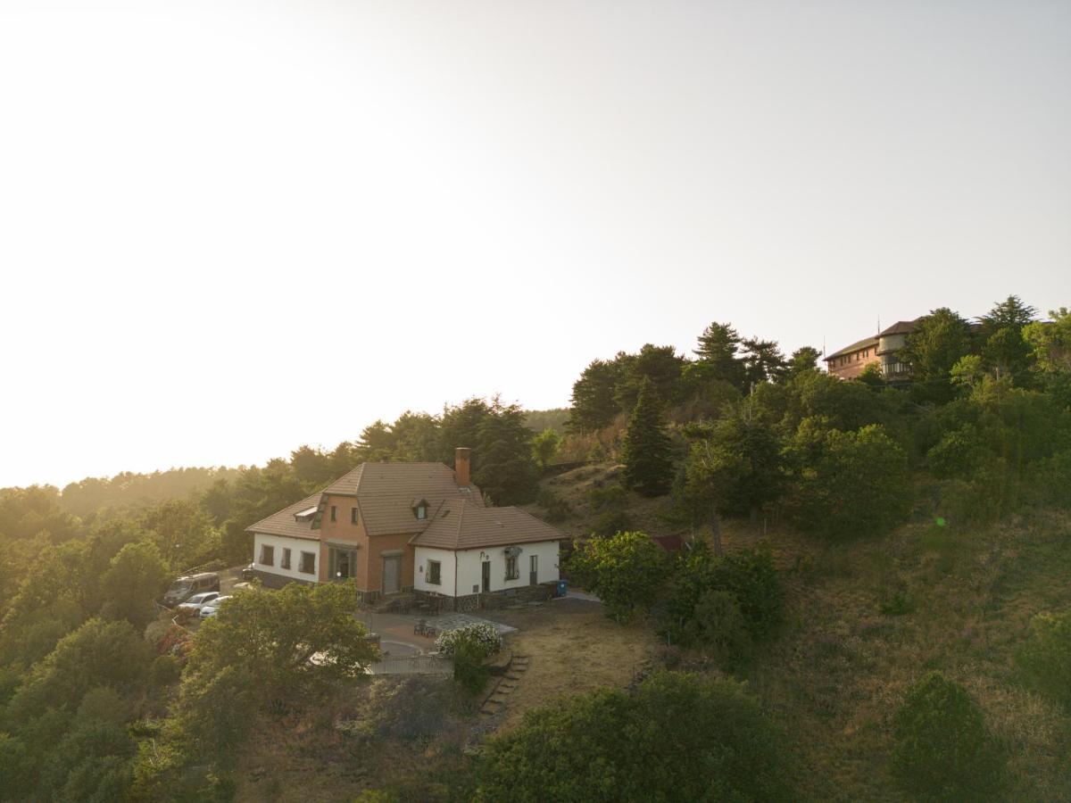 Hotel Villa Dorata Nicolosi Exterior foto