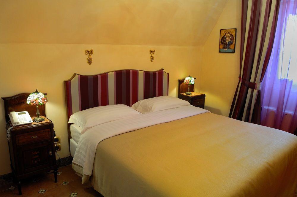 Hotel Villa Dorata Nicolosi Exterior foto